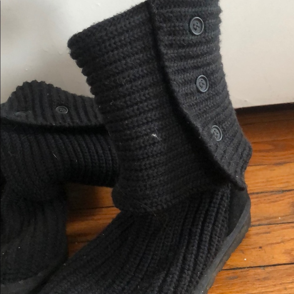 UGGs - Picture 2 of 3